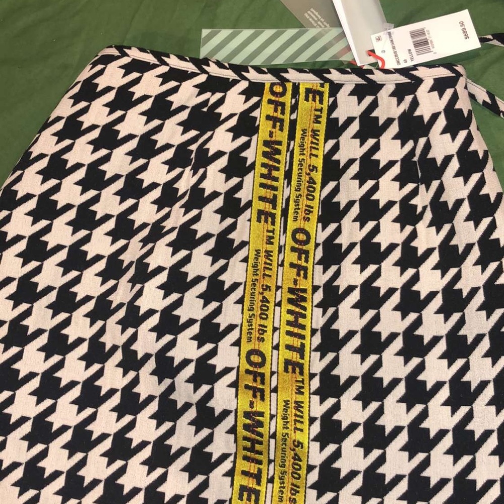 Off white skirt